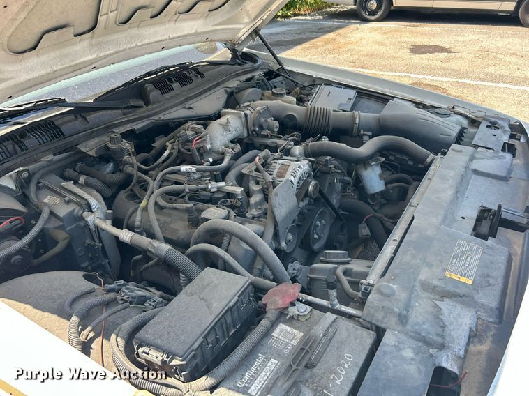 image for item LE9572 2009 Ford Crown Victoria Police Interceptor 