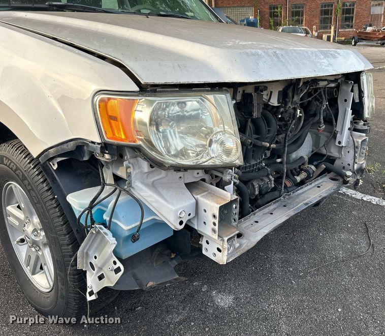 image for item LE9590 2009 Ford Escape Hybrid  SUV