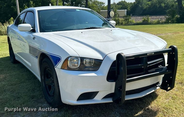 image for item LE9698 2014 Dodge Charger Police