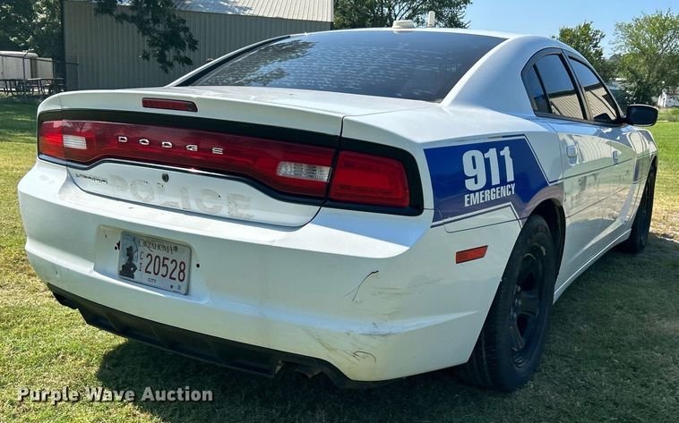 image for item LE9698 2014 Dodge Charger Police