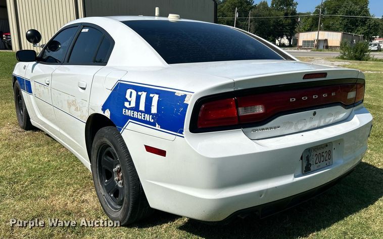 image for item LE9698 2014 Dodge Charger Police