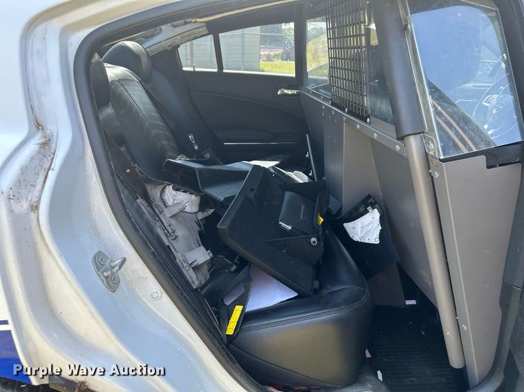 image for item LE9698 2014 Dodge Charger Police