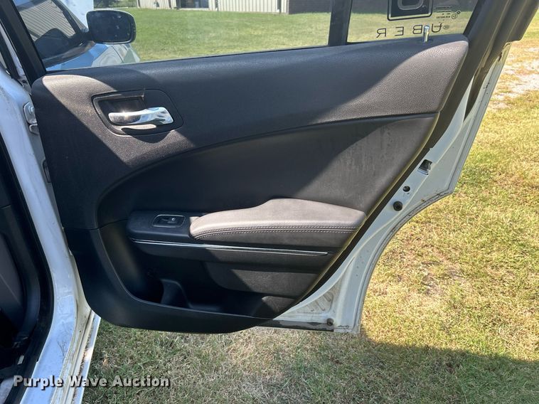 image for item LE9698 2014 Dodge Charger Police