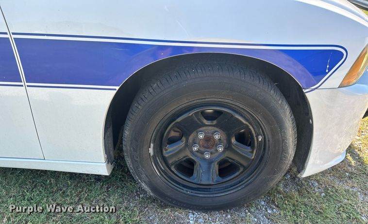 image for item LE9698 2014 Dodge Charger Police
