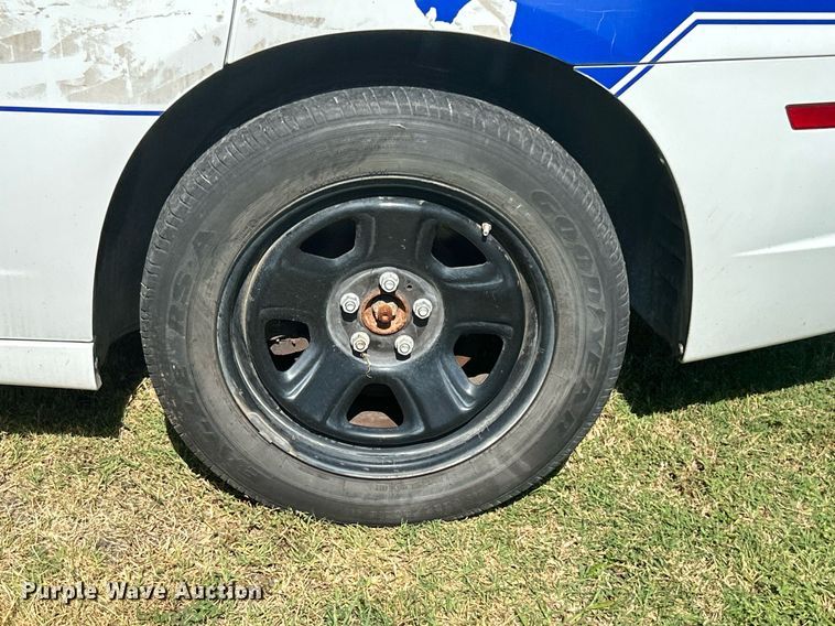 image for item LE9698 2014 Dodge Charger Police