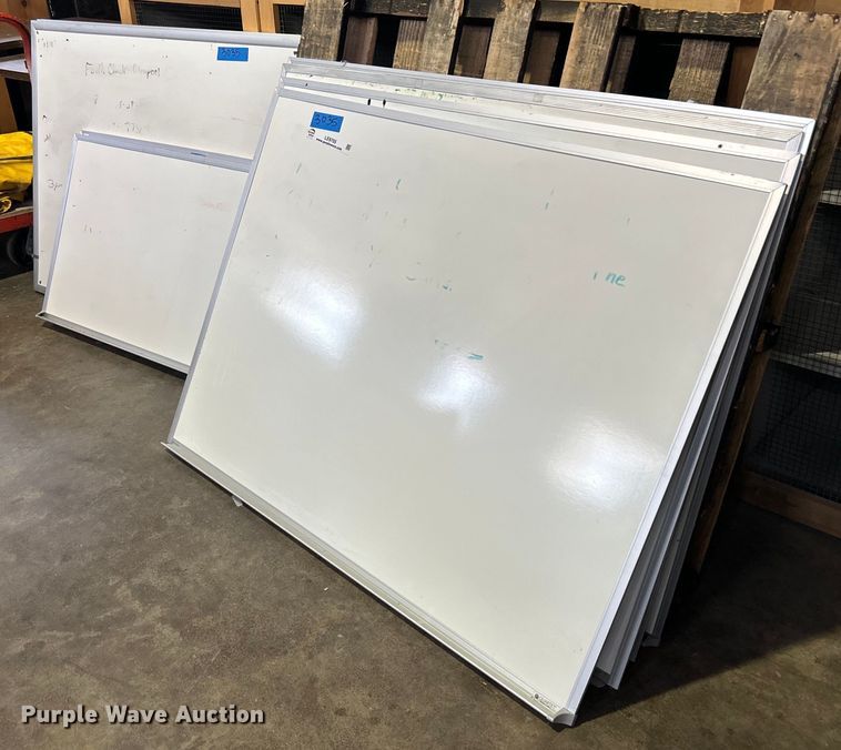 image for item LE9705 (10) white boards