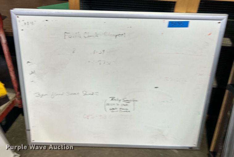 image for item LE9705 (10) white boards