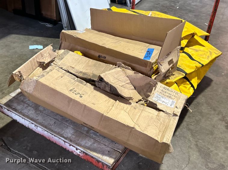 image for item LE9706 Approximately 5 Miller bags