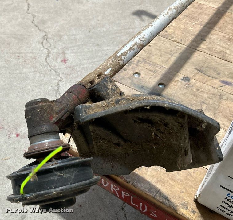 image for item LE9707 (2) string trimmers