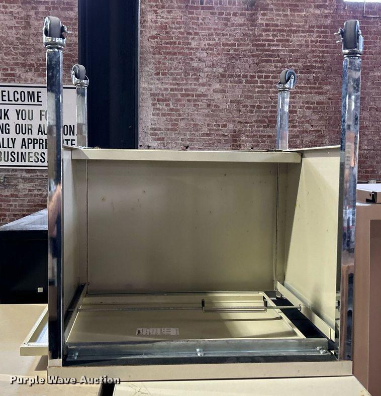 image for item LE9708 Office supplies