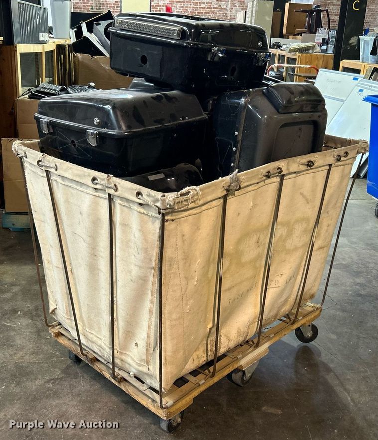 image for item LE9712 Approximately 11 Kawasaki motorcycle saddle bags