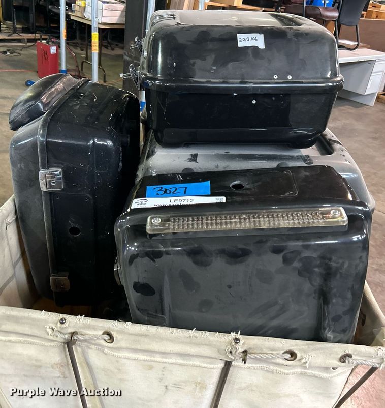 image for item LE9712 Approximately 11 Kawasaki motorcycle saddle bags