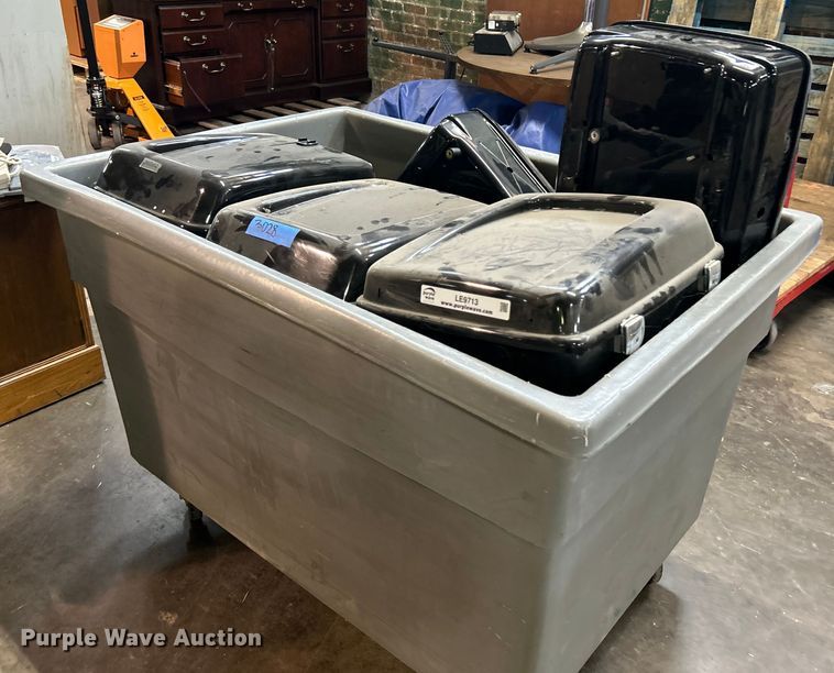 image for item LE9713 Approximately 11 Kawasaki motorcycle saddle bags