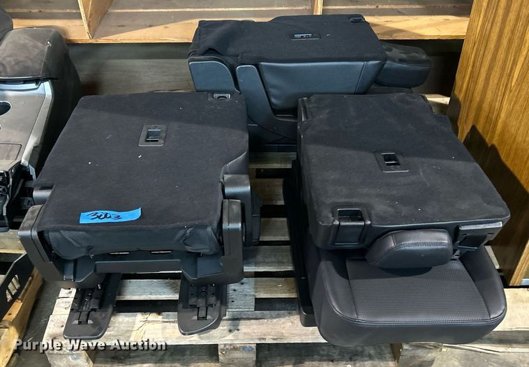 image for item LE9717 Automotive parts