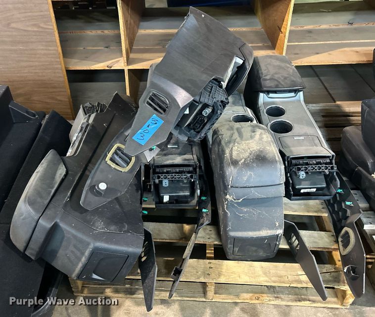 image for item LE9717 Automotive parts