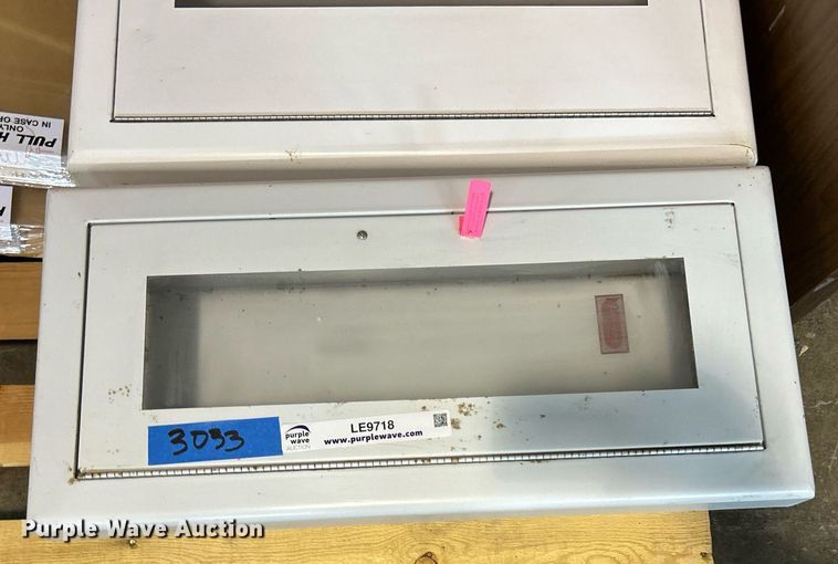 image for item LE9718 Fire extinguisher cases