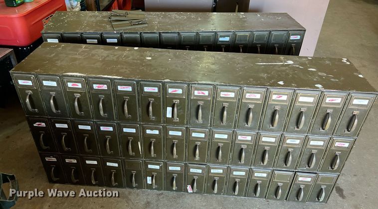 image for item LF9389 (2) file cabinets
