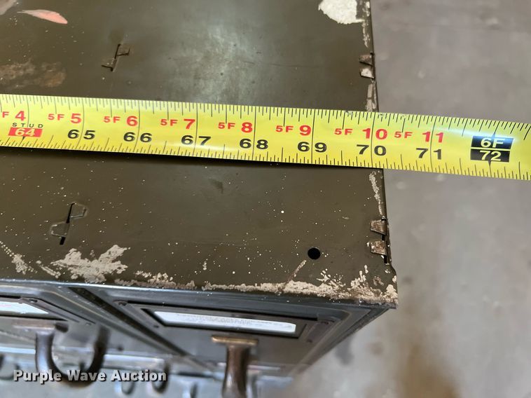 image for item LF9389 (2) file cabinets