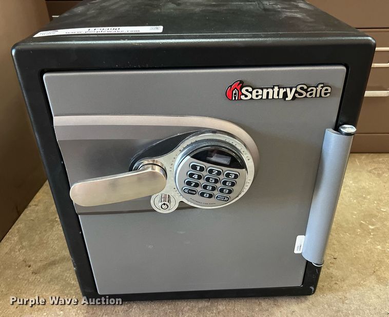 image for item LF9390 File cabinets