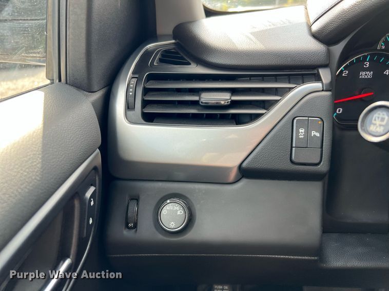 image for item LF9396 2019 Chevrolet Tahoe Police  SUV