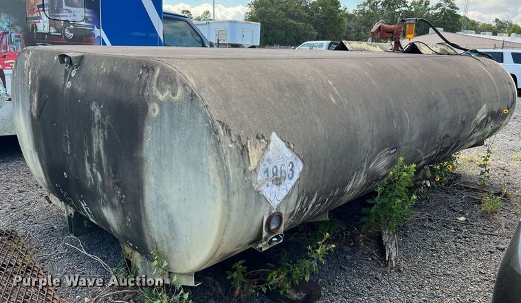 image for item LF9399 Aluminum fuel tank bed