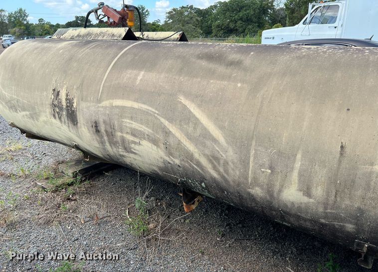 image for item LF9399 Aluminum fuel tank bed