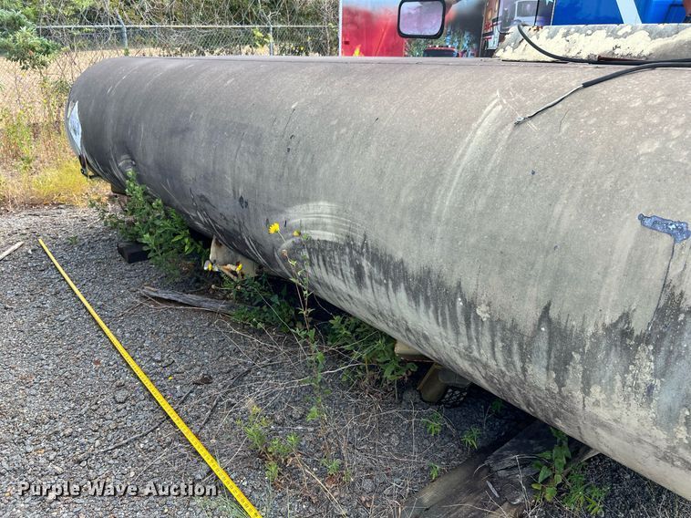 image for item LF9399 Aluminum fuel tank bed