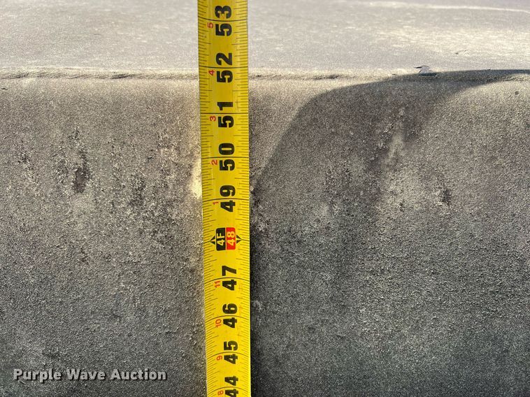 image for item LF9399 Aluminum fuel tank bed