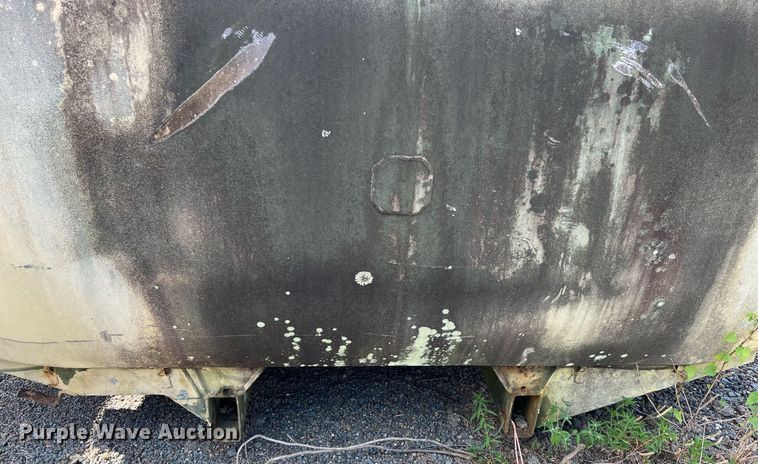 image for item LF9399 Aluminum fuel tank bed