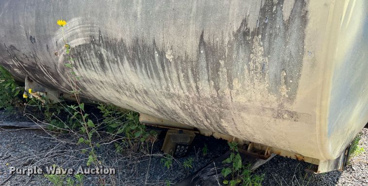 image for item LF9399 Aluminum fuel tank bed