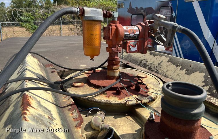 image for item LF9399 Aluminum fuel tank bed