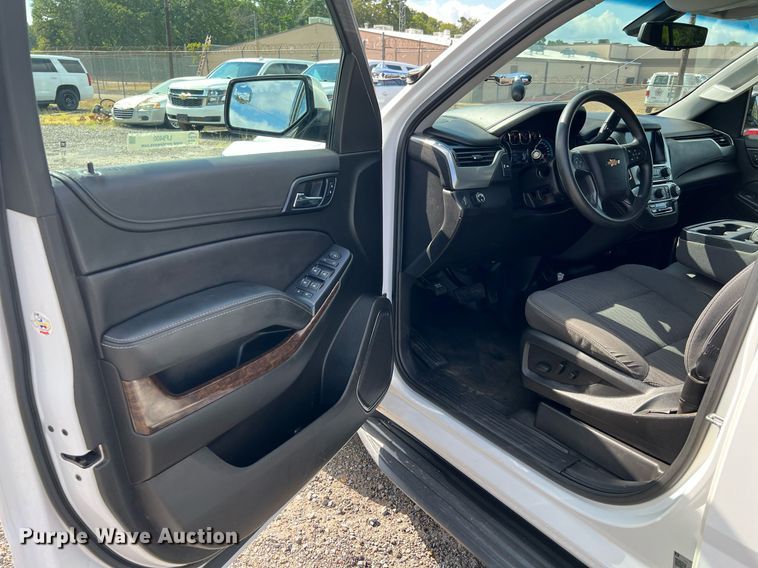 image for item LF9400 2019 Chevrolet Tahoe Police  SUV