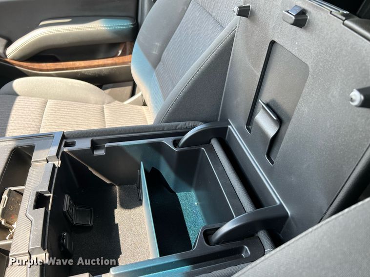 image for item LF9400 2019 Chevrolet Tahoe Police  SUV