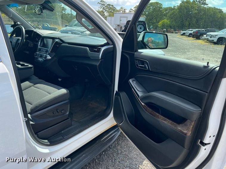 image for item LF9400 2019 Chevrolet Tahoe Police  SUV