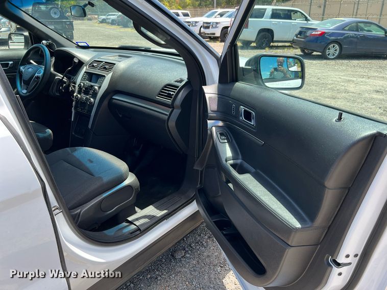 image for item LF9402 2015 Ford Explorer Police Interceptor  SUV