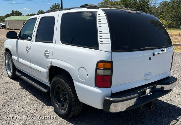 image for item LF9403 2004 Chevrolet Tahoe  SUV