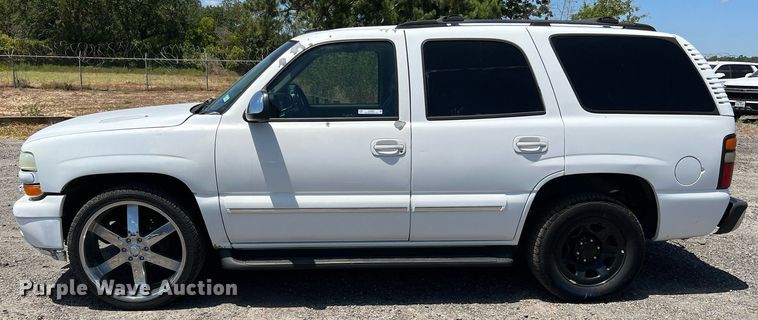 image for item LF9403 2004 Chevrolet Tahoe  SUV