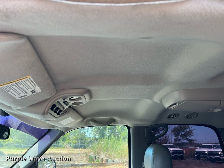 image for item LF9403 2004 Chevrolet Tahoe  SUV