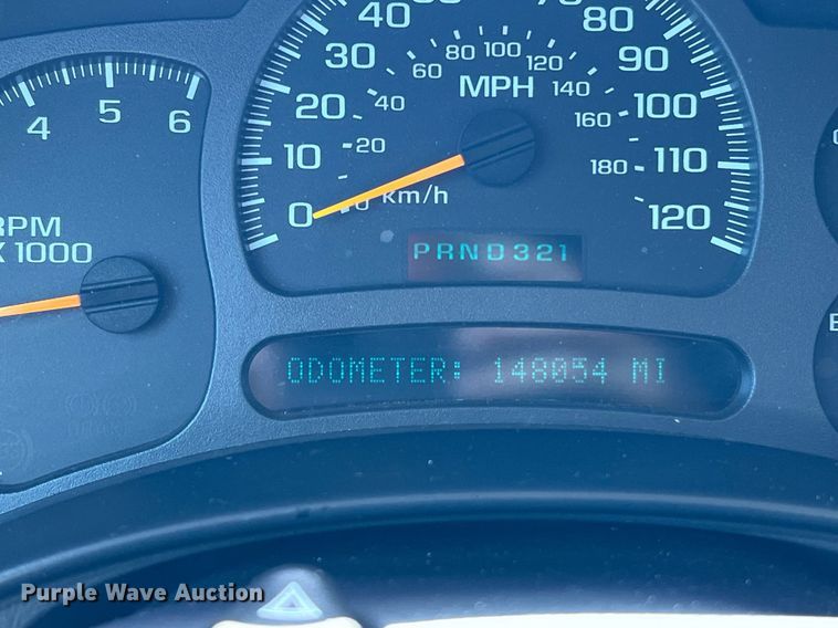 image for item LF9403 2004 Chevrolet Tahoe  SUV