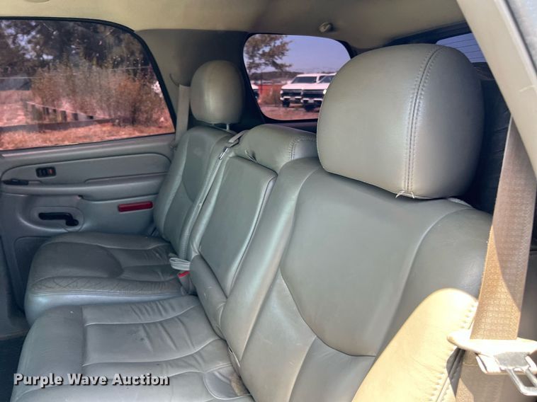 image for item LF9403 2004 Chevrolet Tahoe  SUV