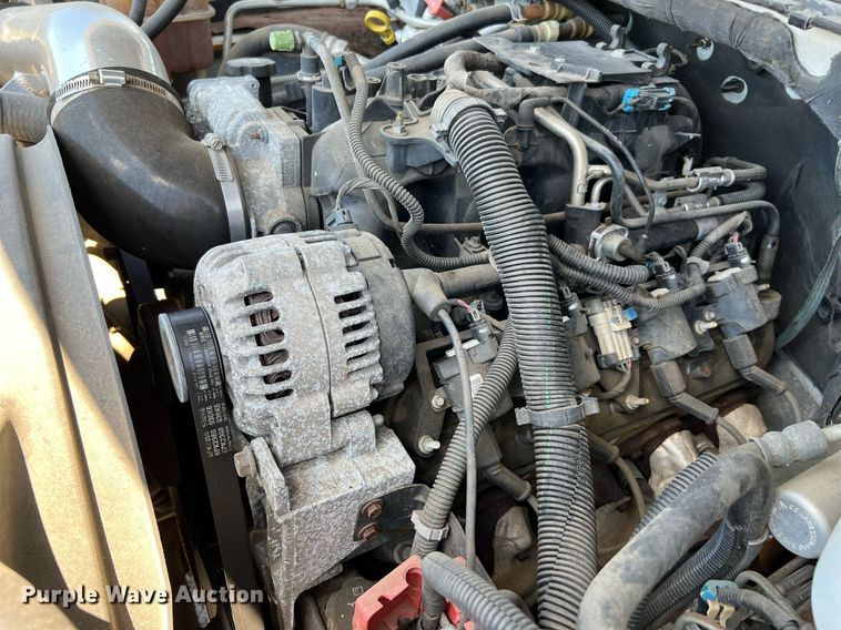 image for item LF9403 2004 Chevrolet Tahoe  SUV