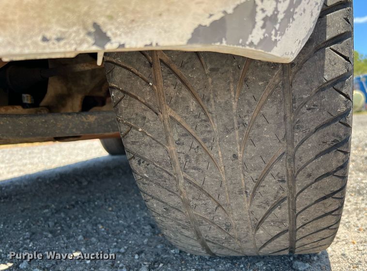 image for item LF9403 2004 Chevrolet Tahoe  SUV