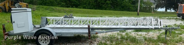 image for item LI9713 2006 Glen Martin Engineering  radio tower trailer