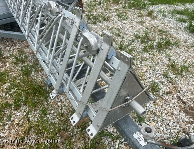 image for item LI9713 2006 Glen Martin Engineering  radio tower trailer