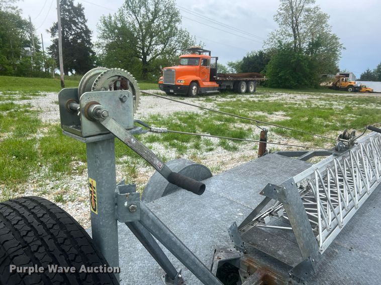 image for item LI9713 2006 Glen Martin Engineering  radio tower trailer