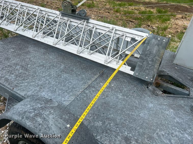 image for item LI9713 2006 Glen Martin Engineering  radio tower trailer