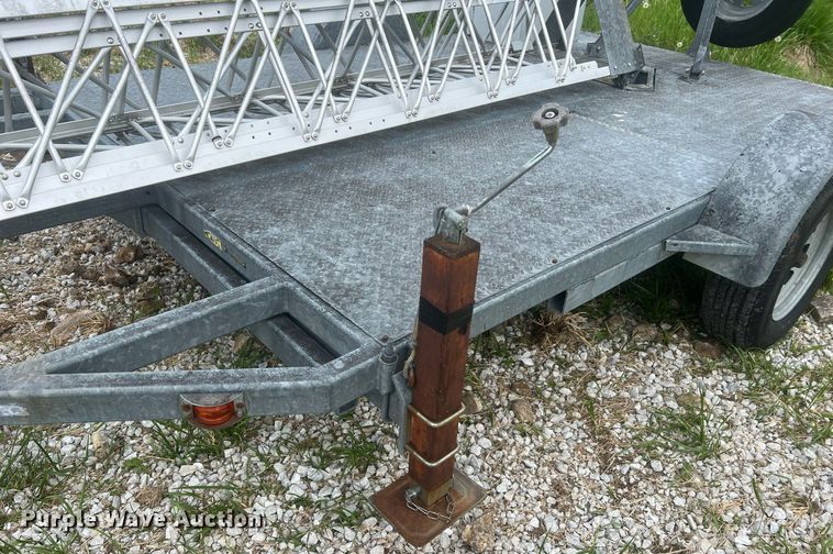 image for item LI9713 2006 Glen Martin Engineering  radio tower trailer