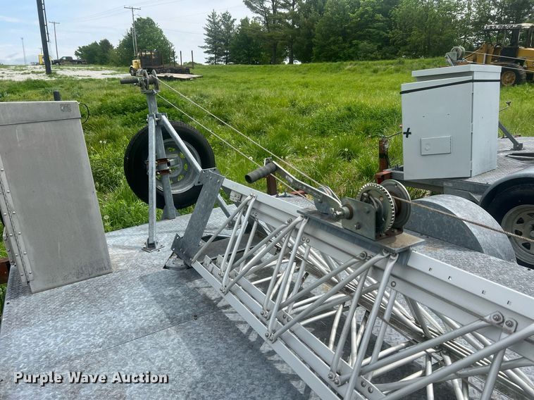 image for item LI9714 2006 Glen Martin Engineering  radio tower trailer