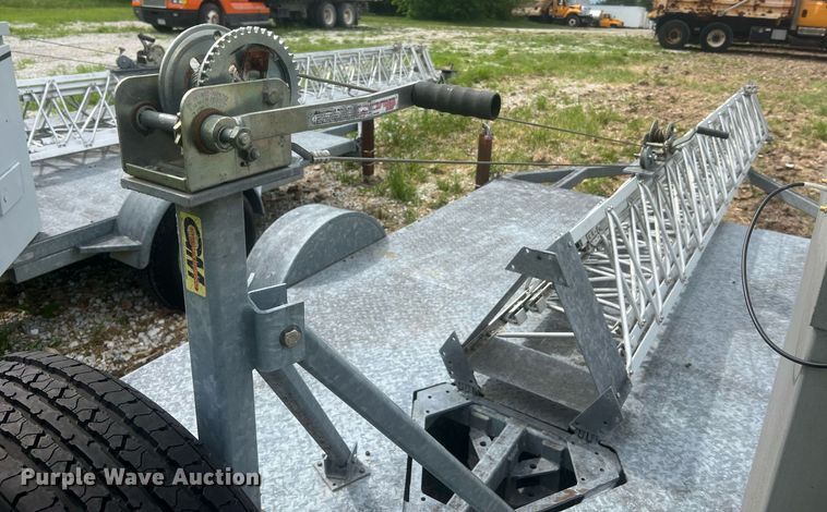 image for item LI9714 2006 Glen Martin Engineering  radio tower trailer