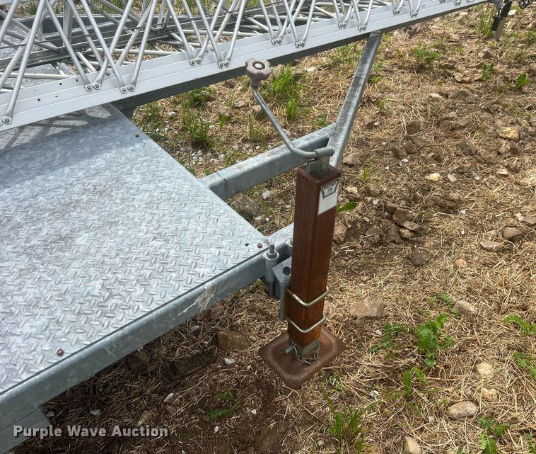 image for item LI9714 2006 Glen Martin Engineering  radio tower trailer